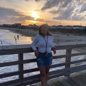 Meet your Posher, Ashley